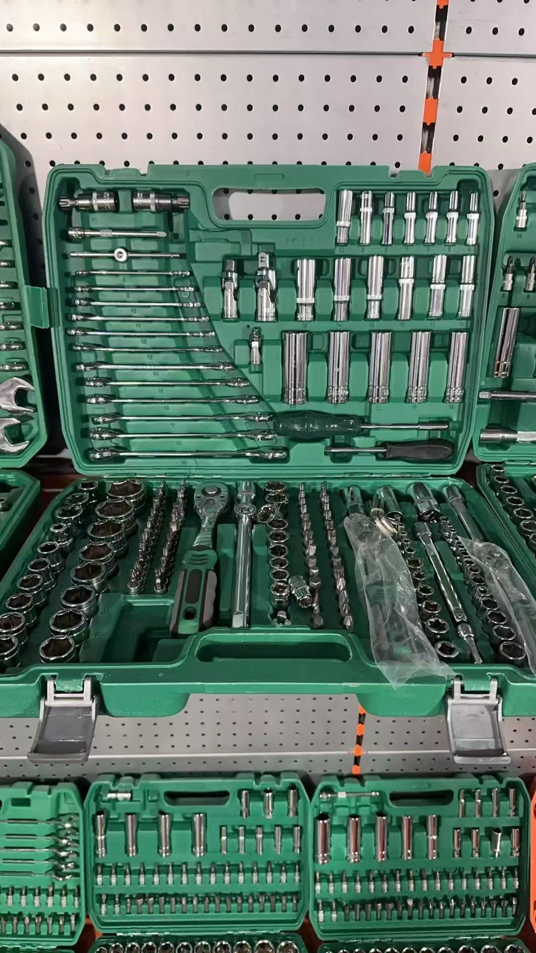 216-teiliges DIY Auto-Reparatu – Gardening Tools Kit Bewertung und Preis